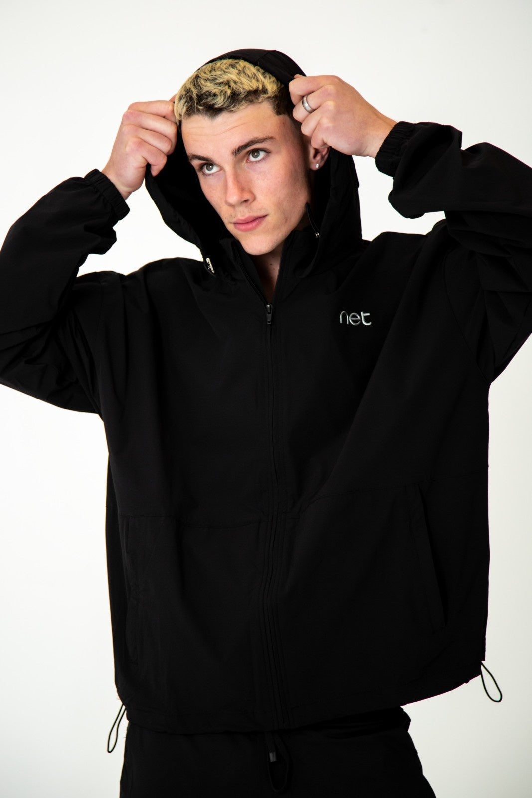 Baseline Full Zip Jacket in Black