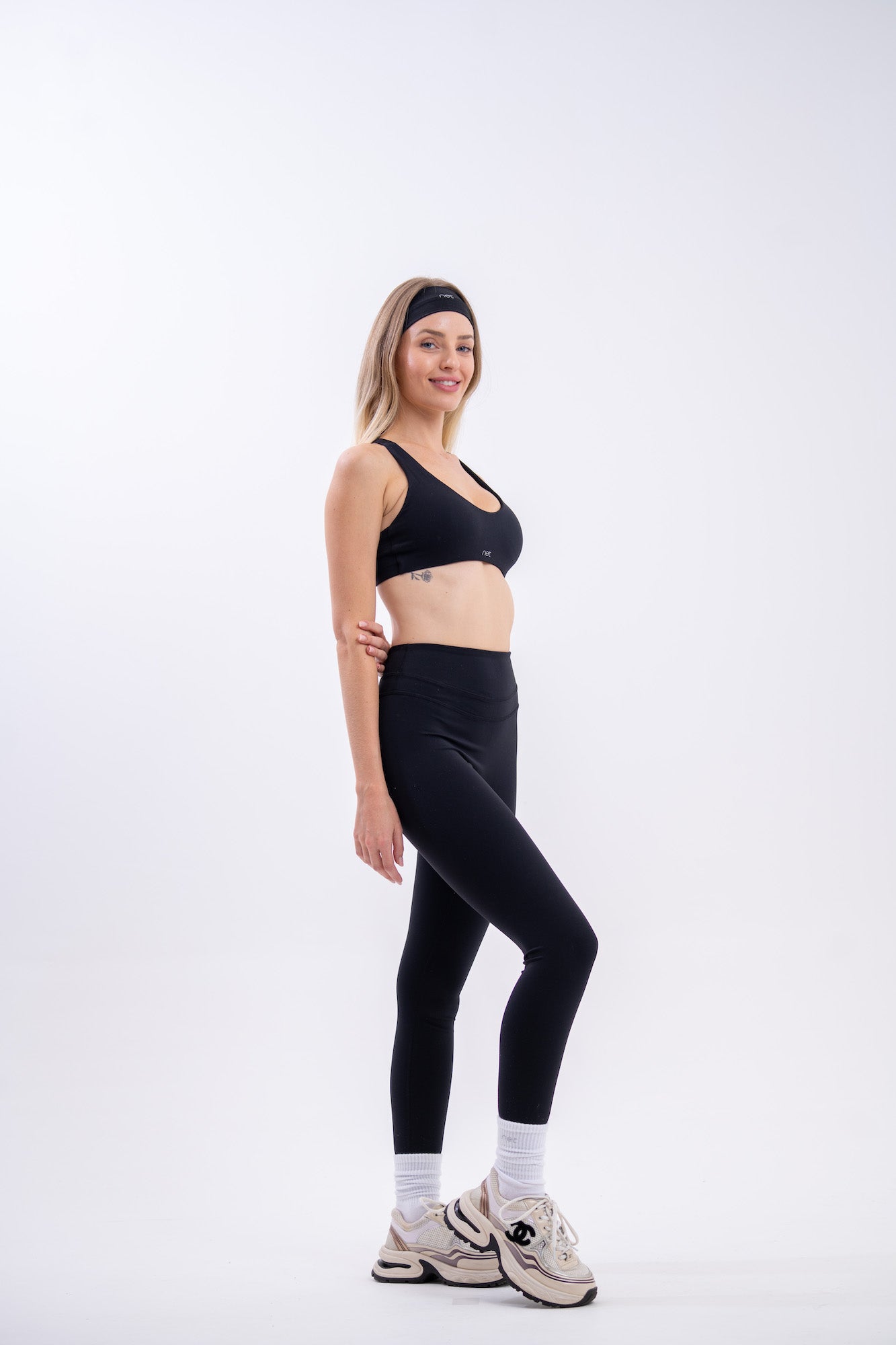 SkinFlow Leggings in Jet Black