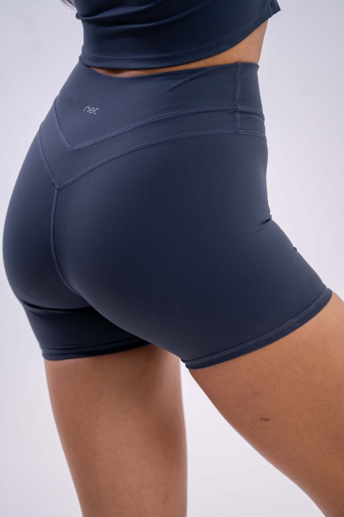 SkinFlow Shorts in Pebble Grey