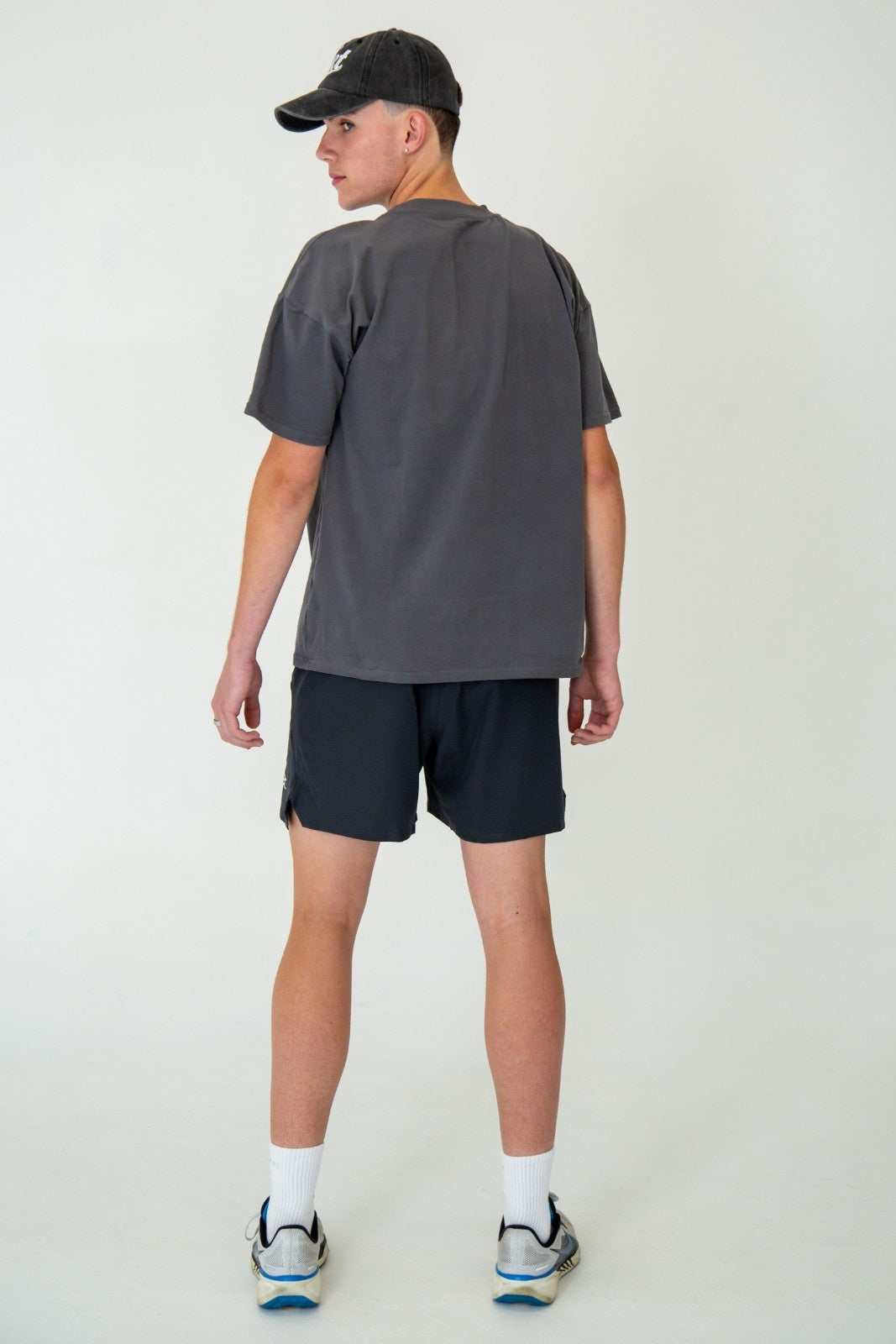 Baseline Tee in Coal Grey